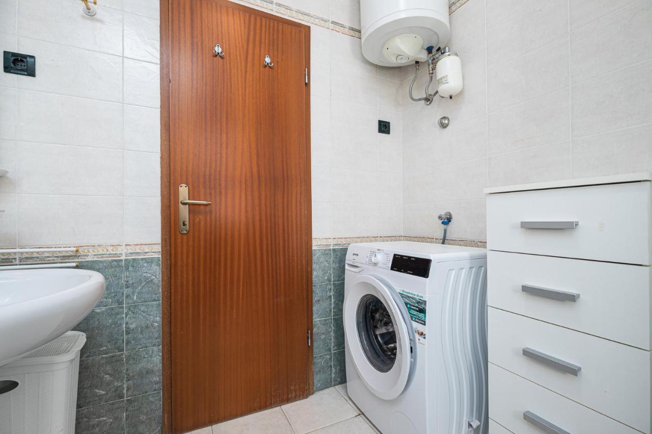 Sea View Apartment - Roberto Пореч Екстериор снимка