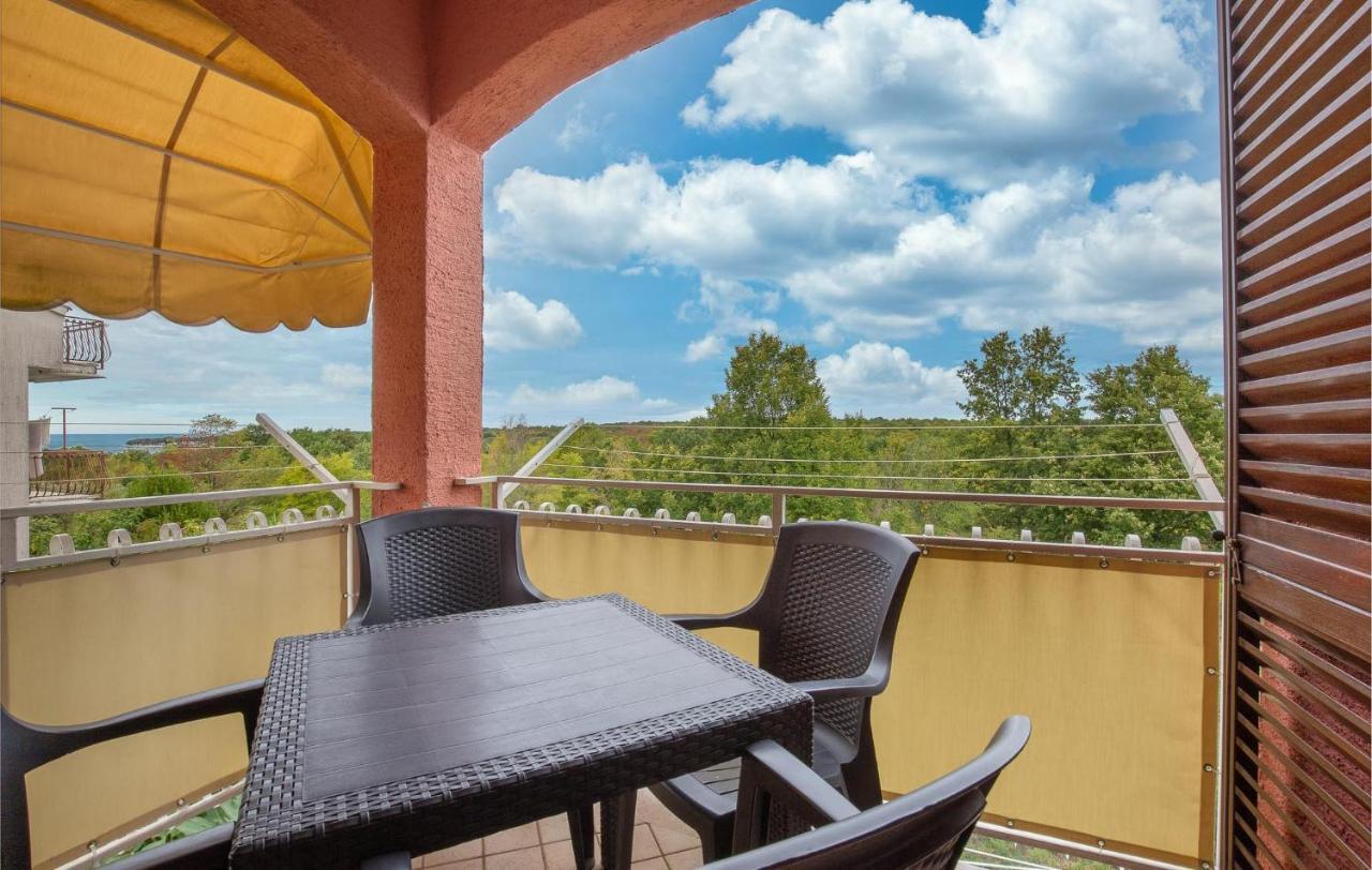 Sea View Apartment - Roberto Пореч Екстериор снимка